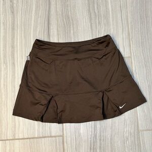 Nike Tennis Skirt with Built-In Shorts Brown Small